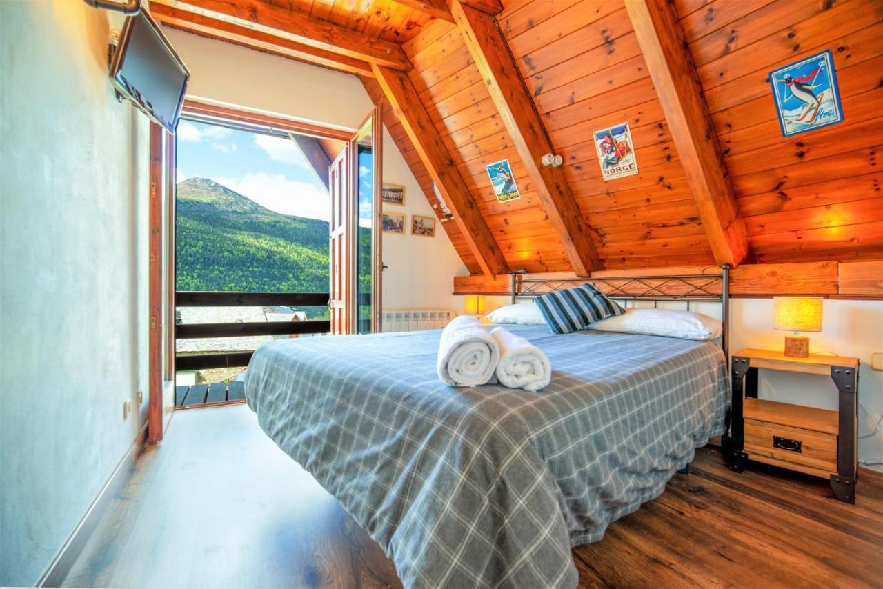 Apartamentos Aran Montcorbau Luaran gambar