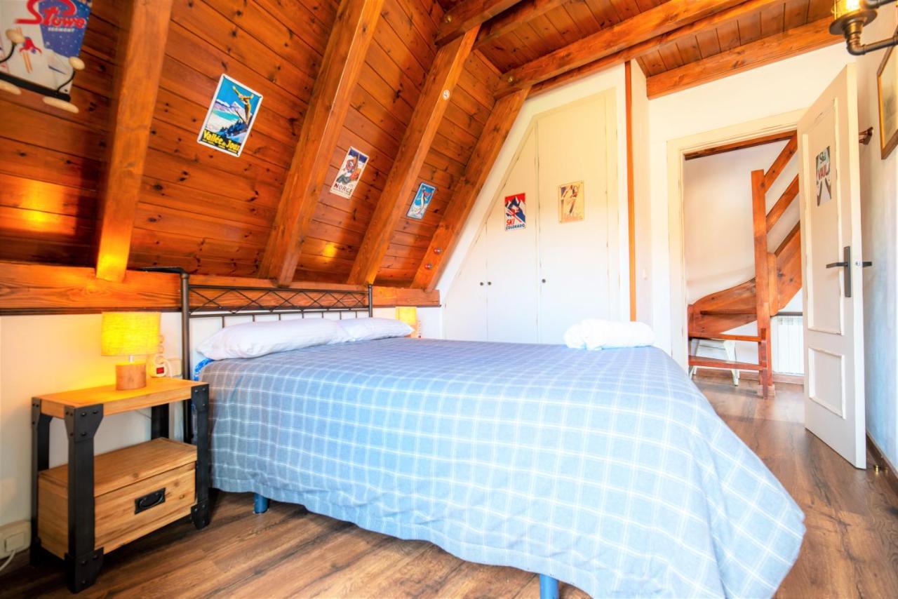 Apartamentos Aran Montcorbau Luaran gambar