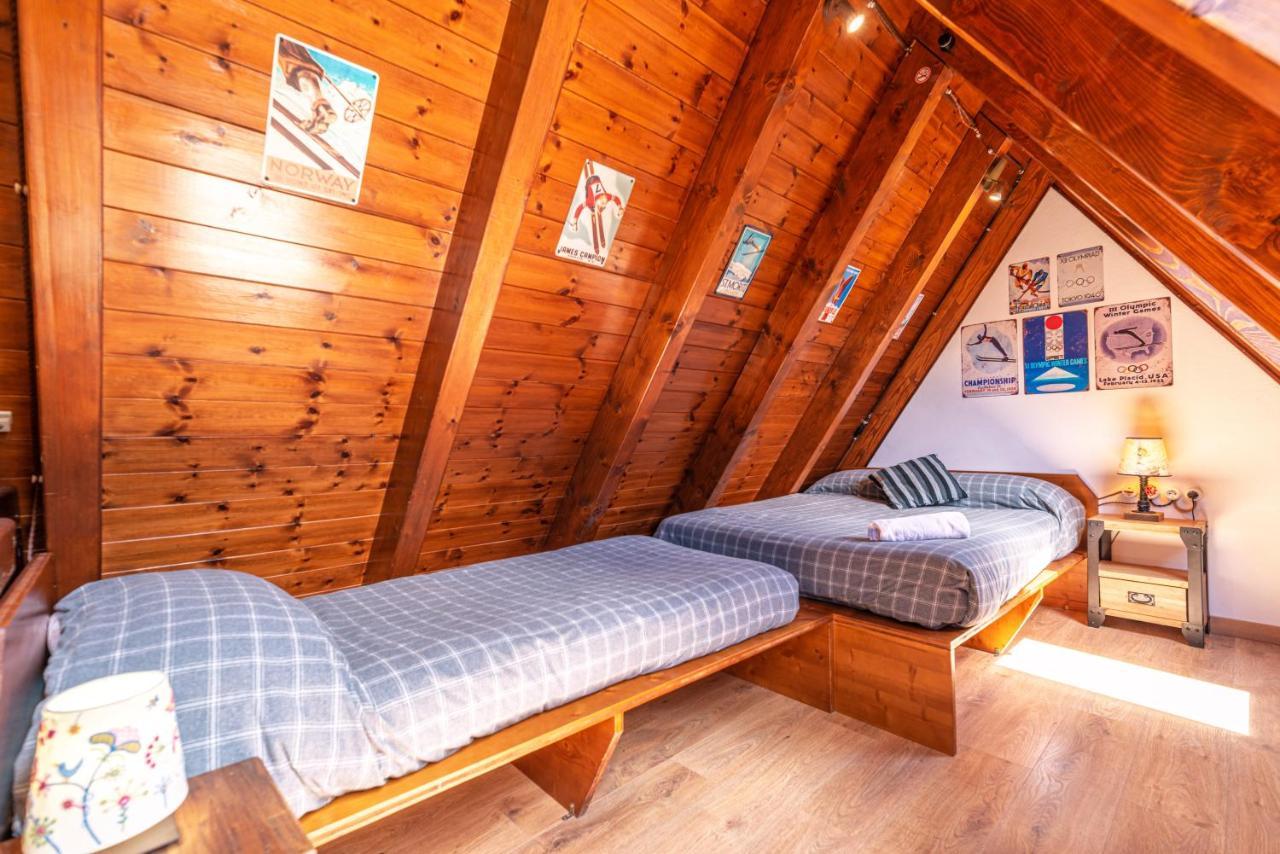 Apartamentos Aran Montcorbau Luaran gambar