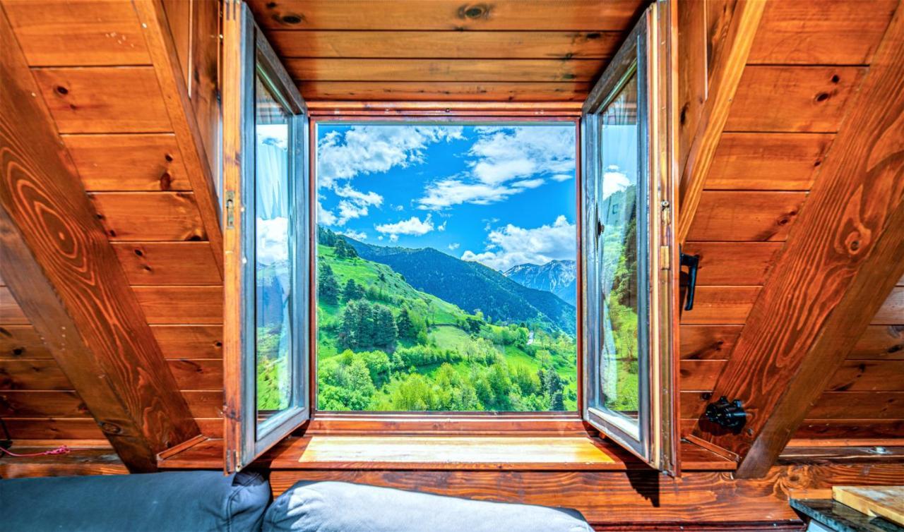 Apartamentos Aran Montcorbau Luaran gambar