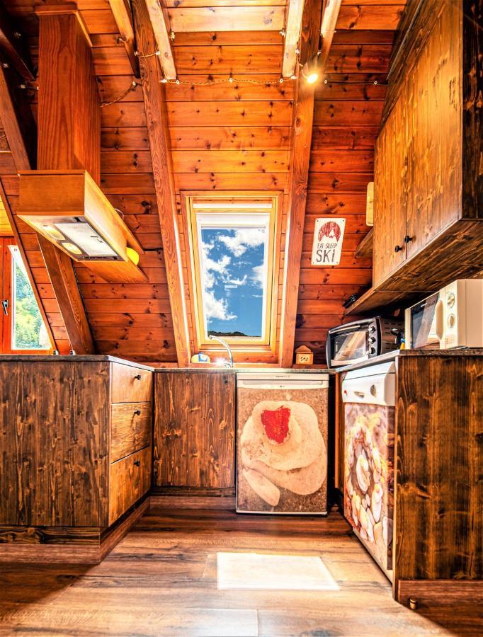 Apartamentos Aran Montcorbau Luaran gambar