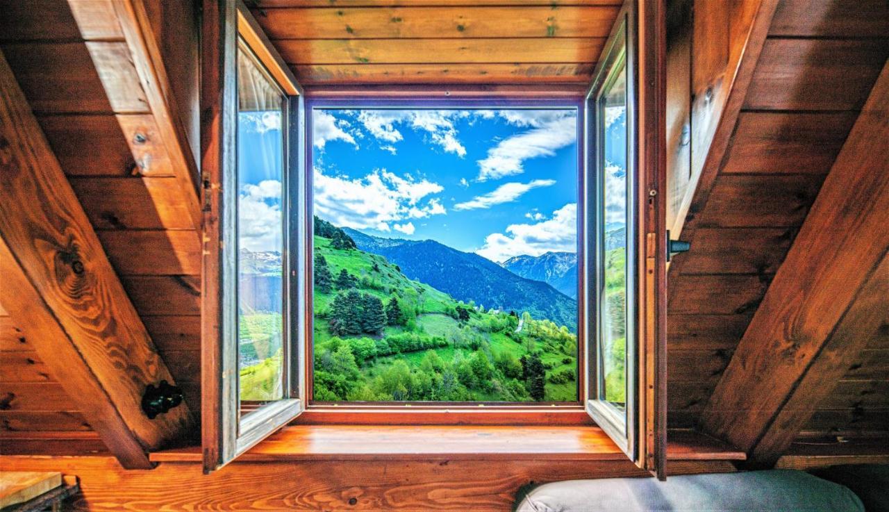 Apartamentos Aran Montcorbau Luaran gambar